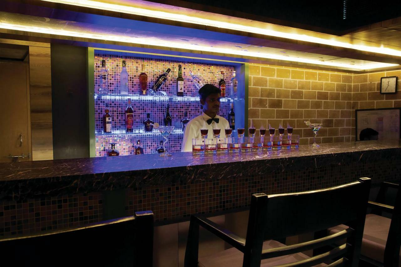 Hotel Urvashi Residency Chennai Exterior foto